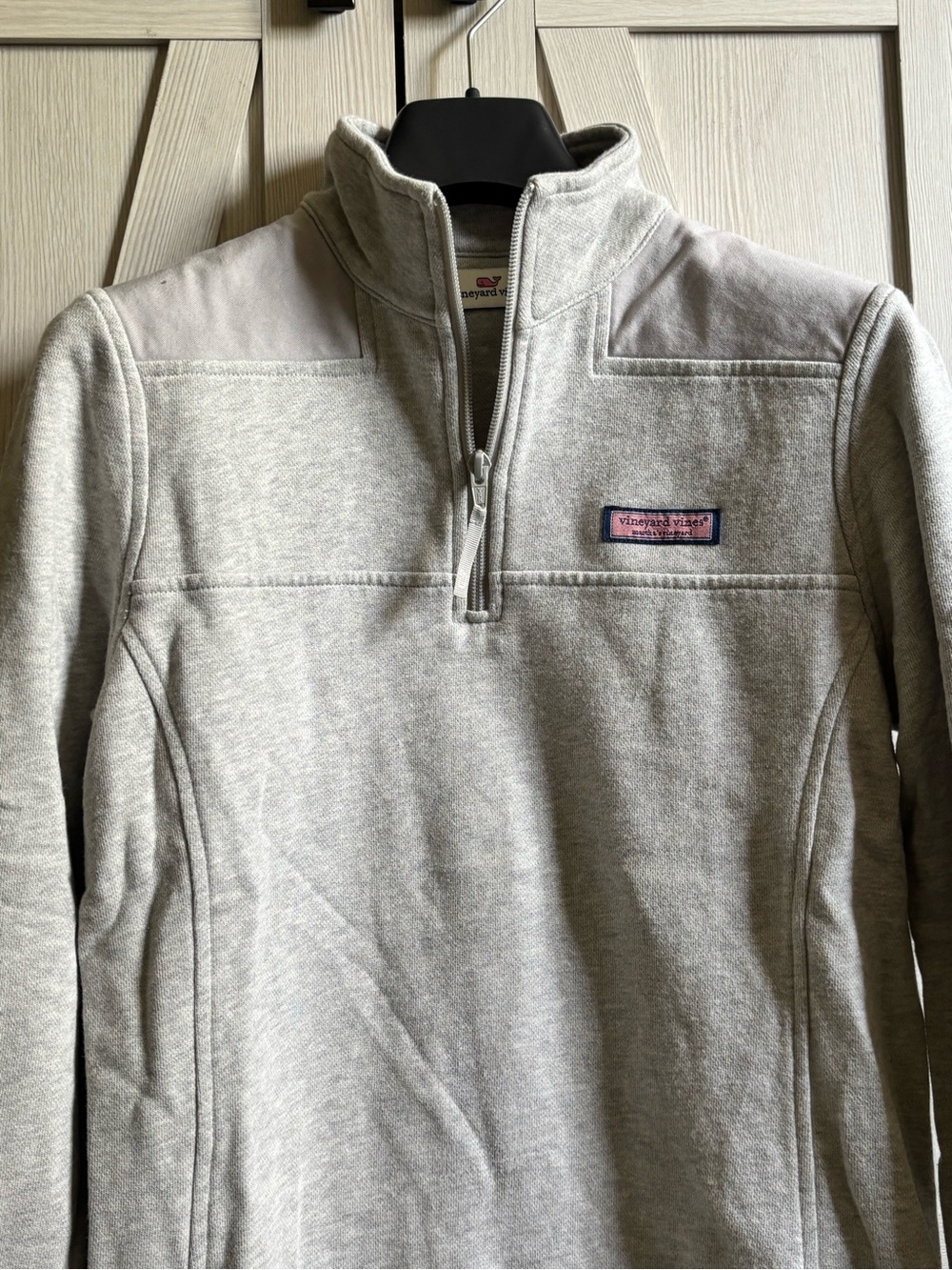 Vineyard Vines Tan Pullover with Pink Logo Patch - Picture 4 of 12